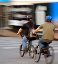 Adelantamientos: la manzana de la discordia